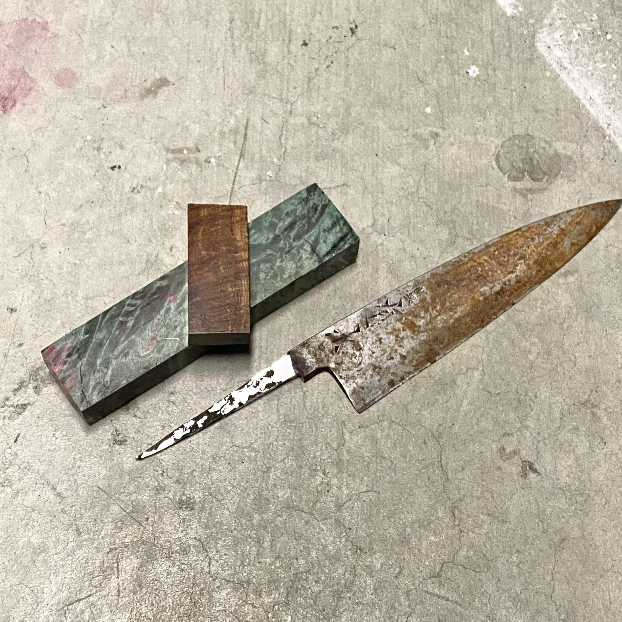 How Do You Get Rust off a Knife